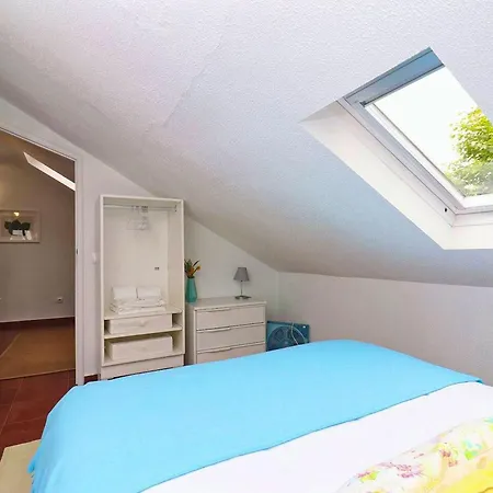 Comfortable House In With Terrace * ساو مارتينهو دو بورتو